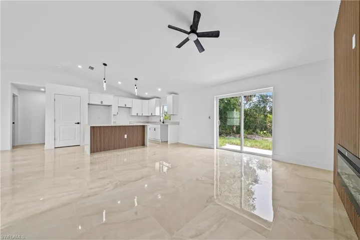 4405 E 11th St, Lehigh Acres, Florida 33972