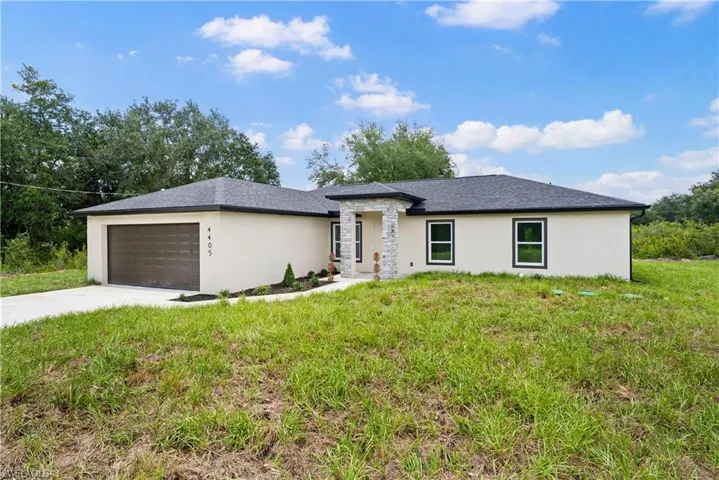 4405 E 11th St, Lehigh Acres, Florida 33972