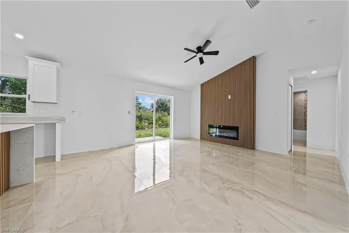 4405 E 11th St, Lehigh Acres, Florida 33972