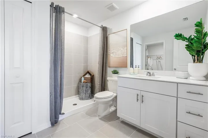 17061 Pompeii Way, North Fort Myers, Florida 33917