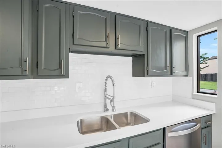 7125 Penner Ln # 2, Fort Myers Fl 33907