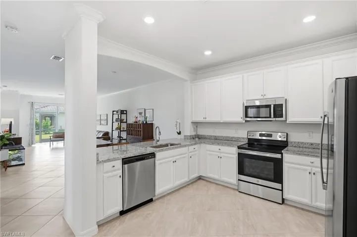 1689 Alameda Dr, Naples, Florida 34120