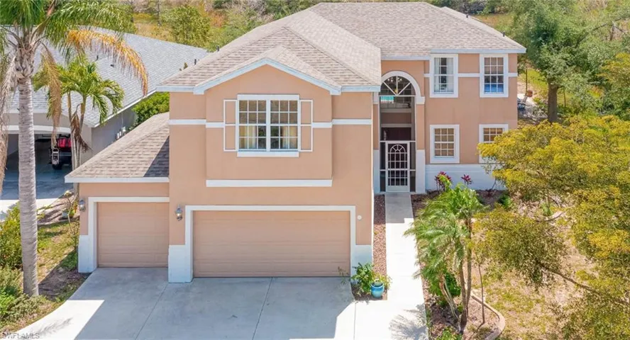 Welcome home to 12822 Aston Oaks Dr!