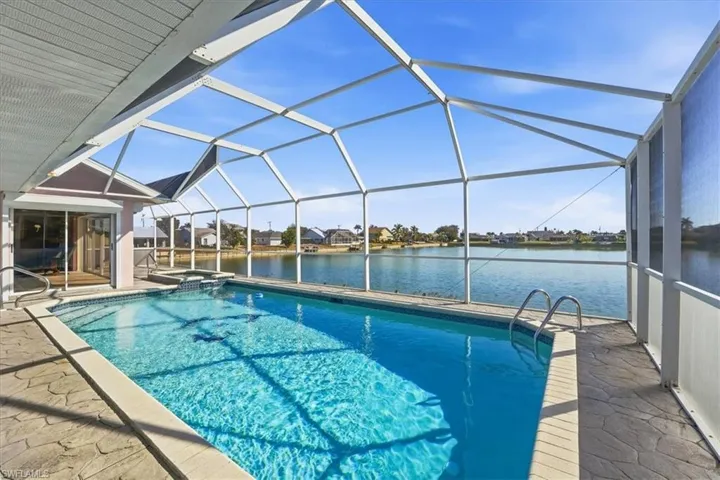 Heated Pool / spa