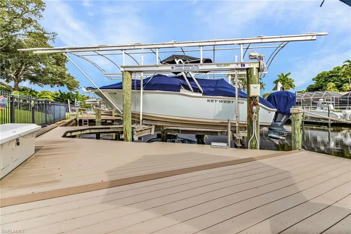 1390 Landmark Ct, Fort Myers, Florida 33919