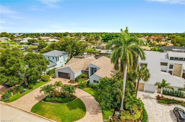 1390 Landmark Ct, Fort Myers, Florida 33919