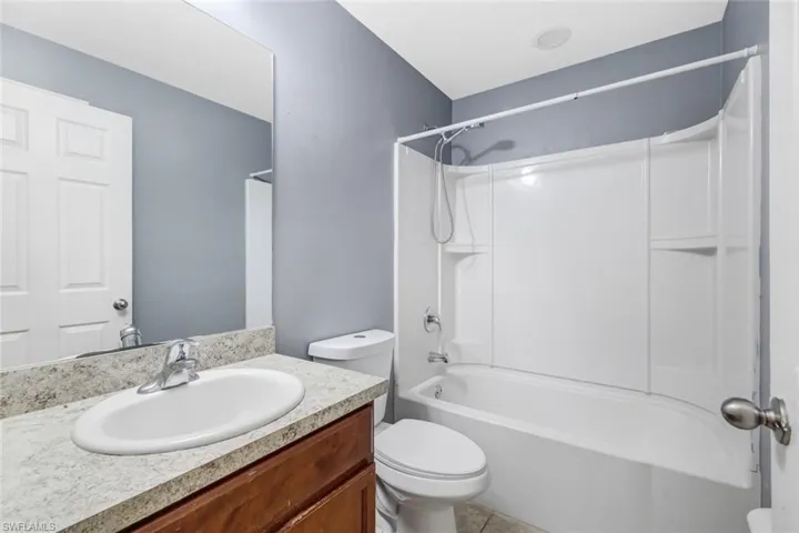 443 Shadow Lakes Dr, Lehigh Acres, Florida 33974