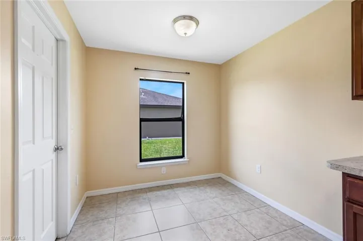 443 Shadow Lakes Dr, Lehigh Acres, Florida 33974
