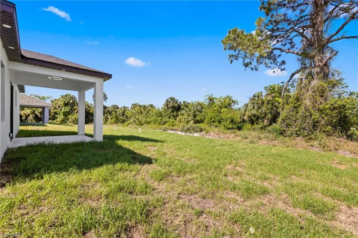 328 Larose Ave, Lehigh Acres, Florida 33974
