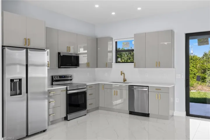 328 Larose Ave, Lehigh Acres, Florida 33974
