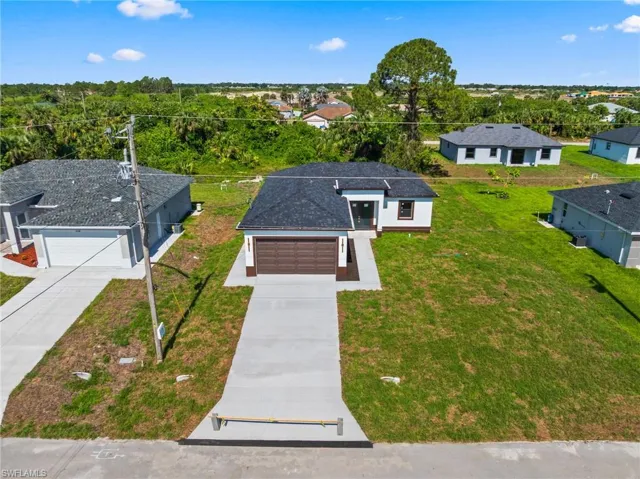 328 Larose Ave, Lehigh Acres, Florida 33974