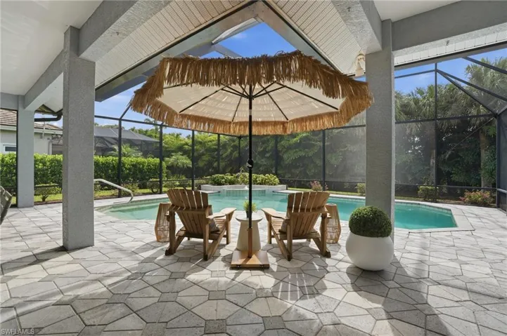 326 Cypress Way W, Naples, Florida 34110