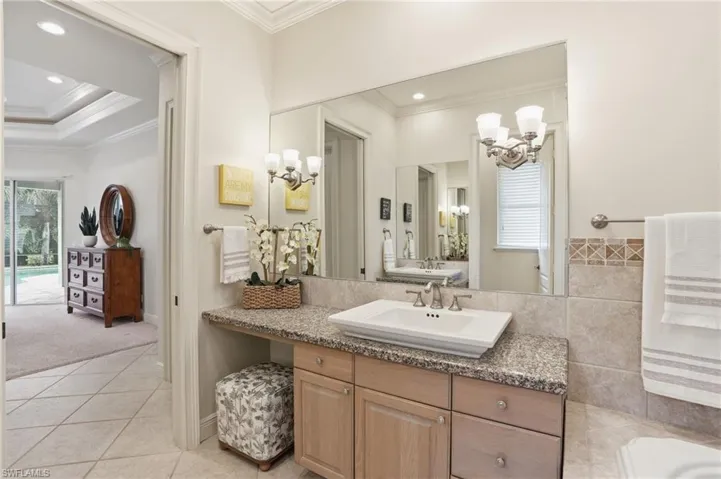 Ensuite complete w/ Dual Vanities, Separate Tub and Shower, Private Water Closet