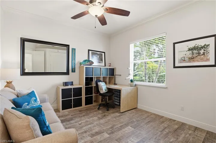 326 Cypress Way W, Naples, Florida 34110