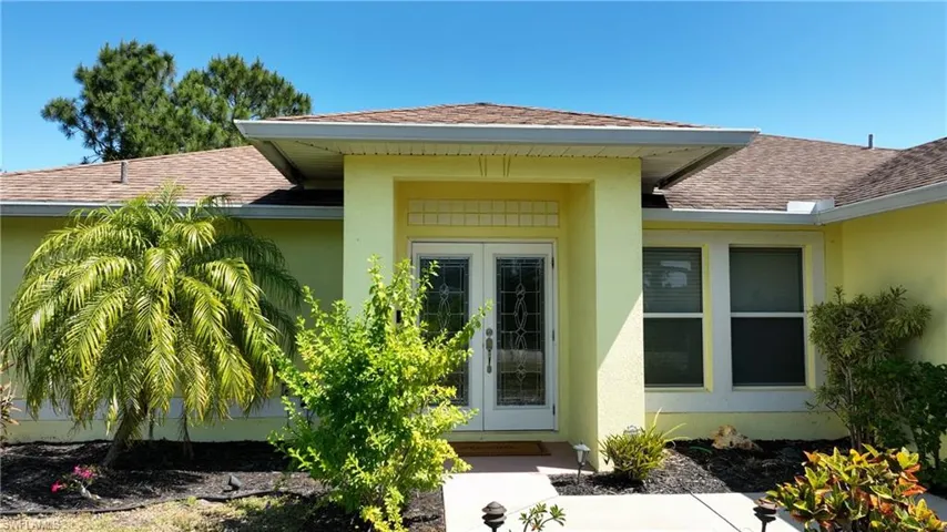 Beautiful double glass door.