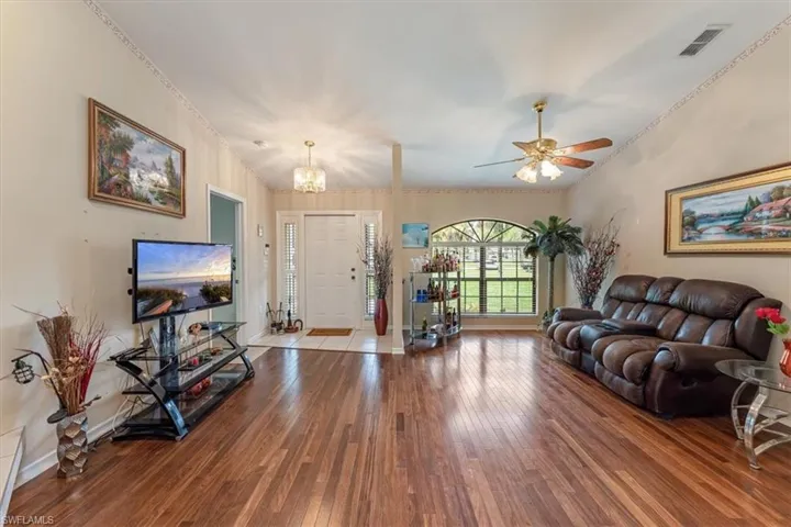 2905 10th Ave Se, Naples, Florida 34117