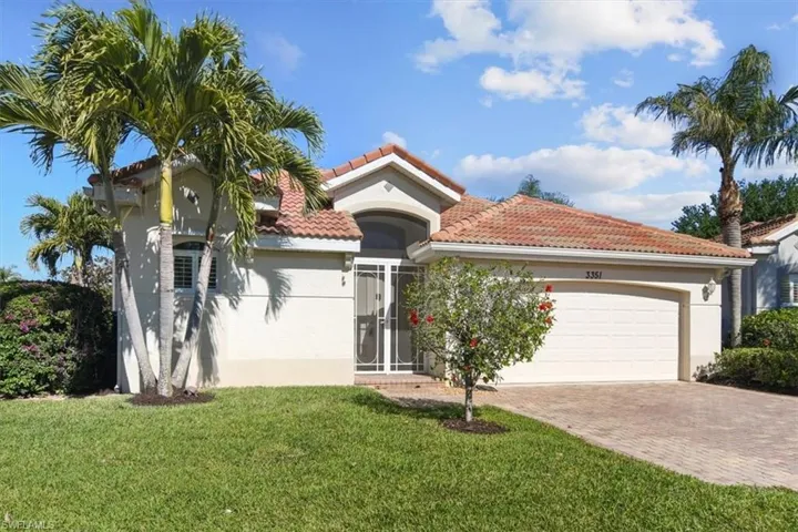 3351  Sandpiper  WAY, Naples, FL 34109