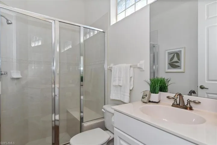 3351  Sandpiper  WAY, Naples, FL 34109