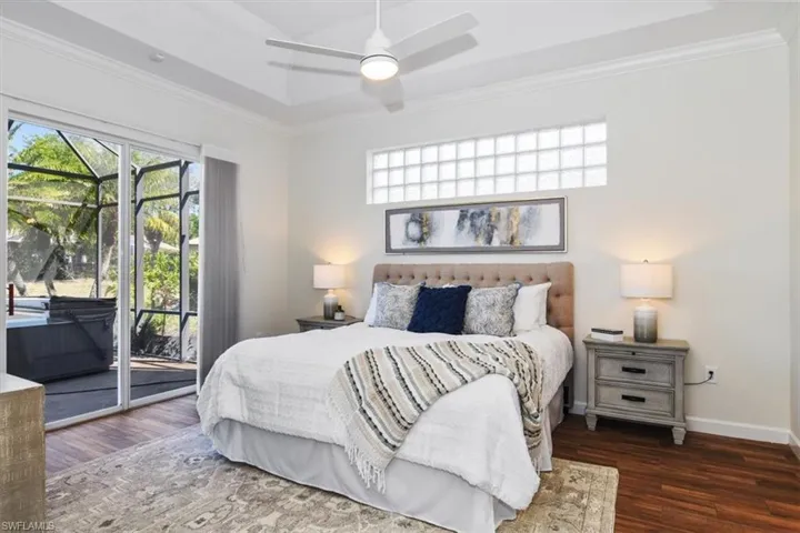 3351  Sandpiper  WAY, Naples, FL 34109