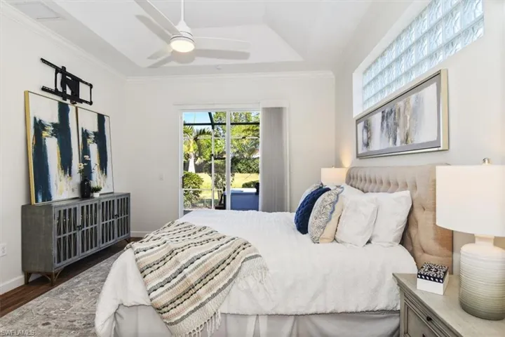 3351  Sandpiper  WAY, Naples, FL 34109