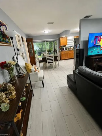 2124 41st Ter Sw, Naples, Florida 34116
