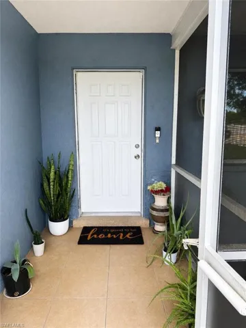 2124 41st Ter Sw, Naples, Florida 34116