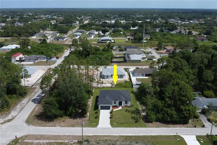 2816  2nd SW ST, Lehigh Acres, FL 33976