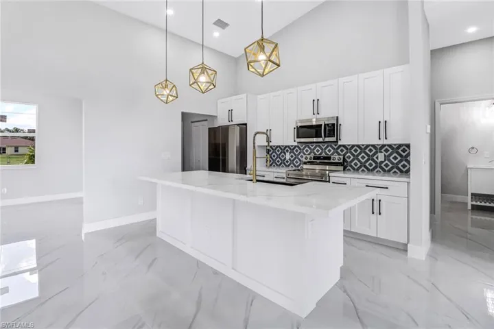 2816  2nd SW ST, Lehigh Acres, FL 33976