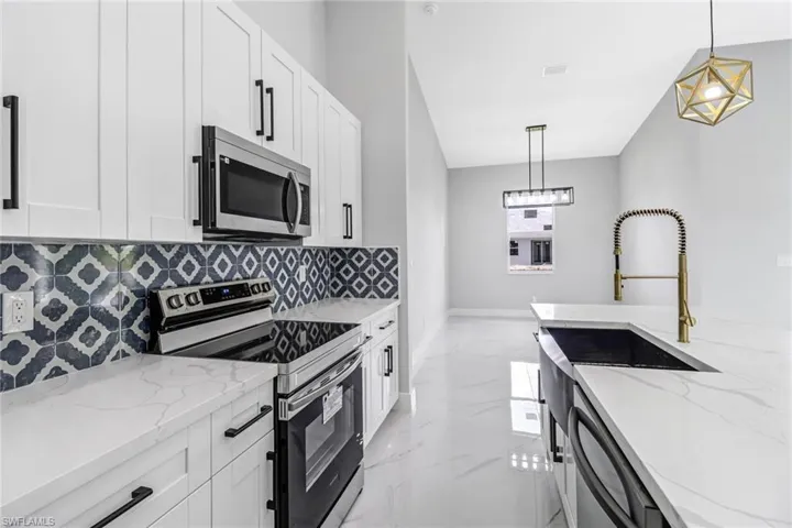 2816  2nd SW ST, Lehigh Acres, FL 33976
