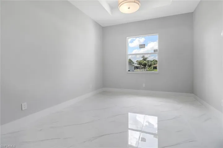 2816  2nd SW ST, Lehigh Acres, FL 33976