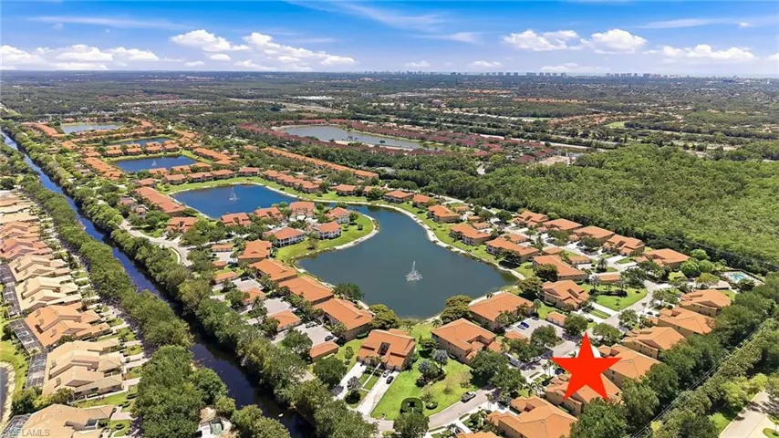 6835  Huntington Lakes  CIR, Naples, FL 34119