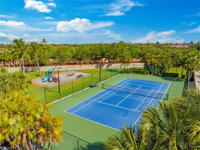 15555  Caloosa Creek  CIR, Fort Myers, FL 33908