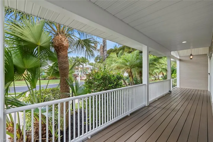 15555  Caloosa Creek  CIR, Fort Myers, FL 33908