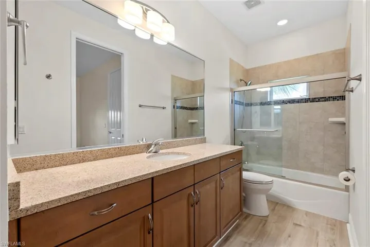 15555  Caloosa Creek  CIR, Fort Myers, FL 33908