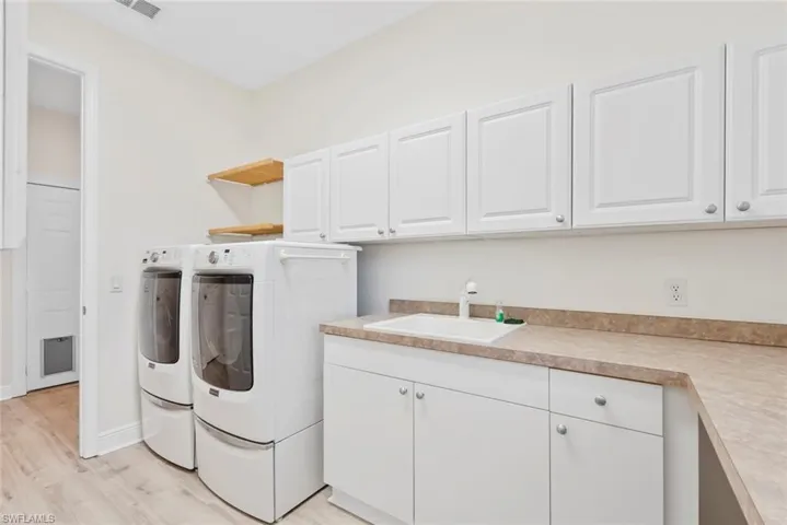 15555 Caloosa Creek Cir, Fort Myers, Florida 33908