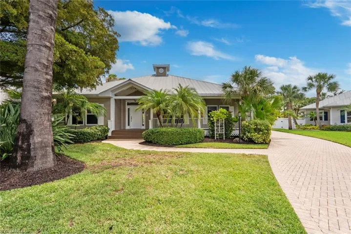 15555  Caloosa Creek  CIR, Fort Myers, FL 33908