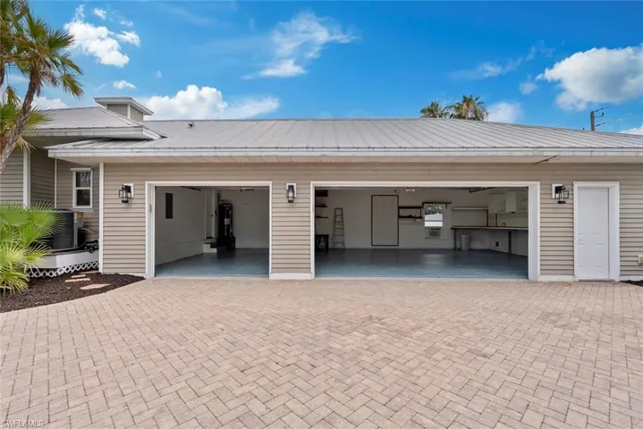 15555 Caloosa Creek Cir, Fort Myers, Florida 33908