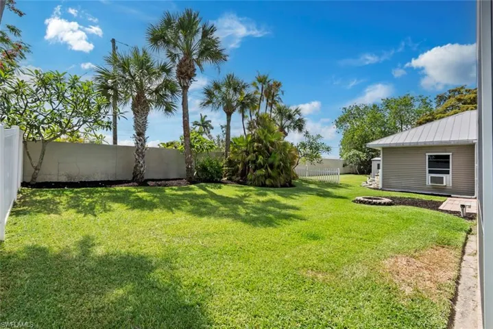15555 Caloosa Creek Cir, Fort Myers, Florida 33908