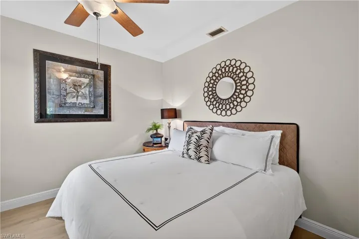 5035 Yacht Harbor Dr 103, Naples, Florida 34112