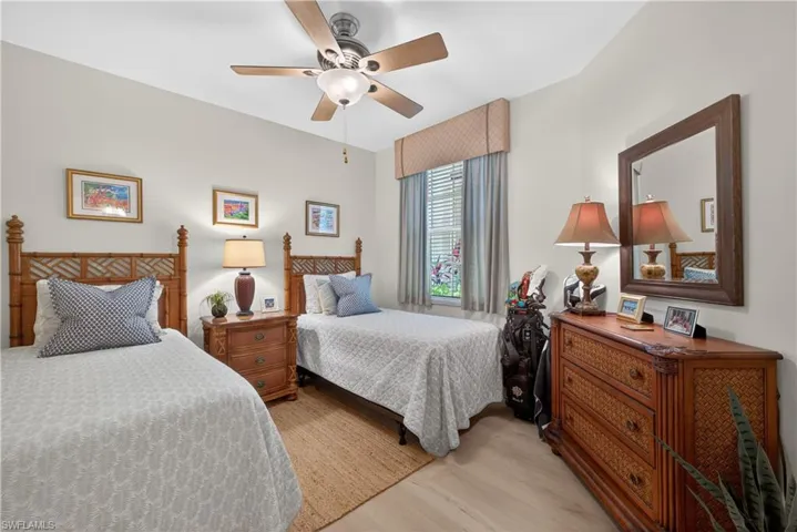 5035 Yacht Harbor Dr 103, Naples, Florida 34112