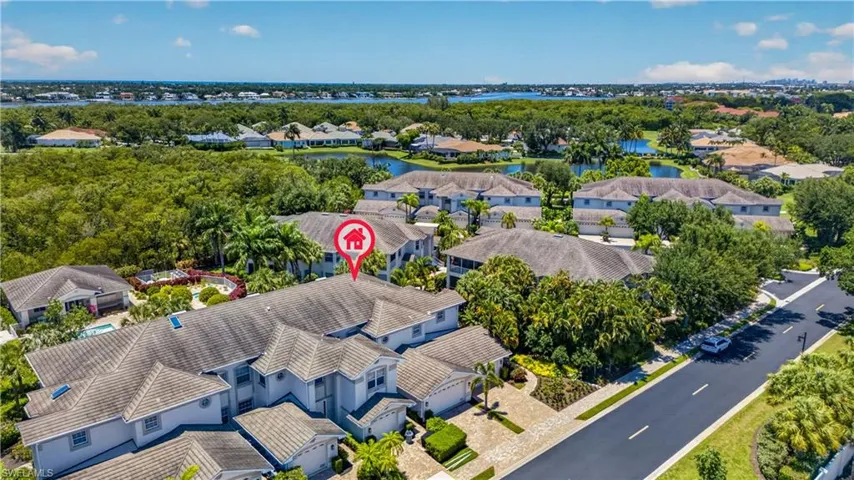 5035 Yacht Harbor Dr 103, Naples, Florida 34112