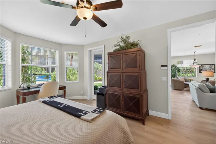 5035 Yacht Harbor Dr 103, Naples, Florida 34112