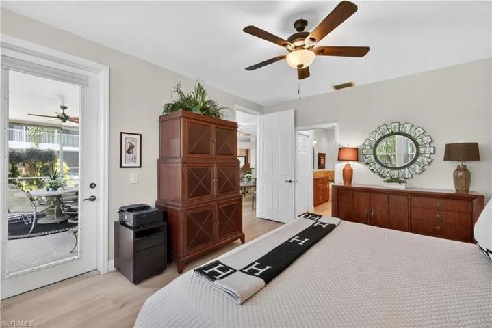 5035 Yacht Harbor Dr 103, Naples, Florida 34112