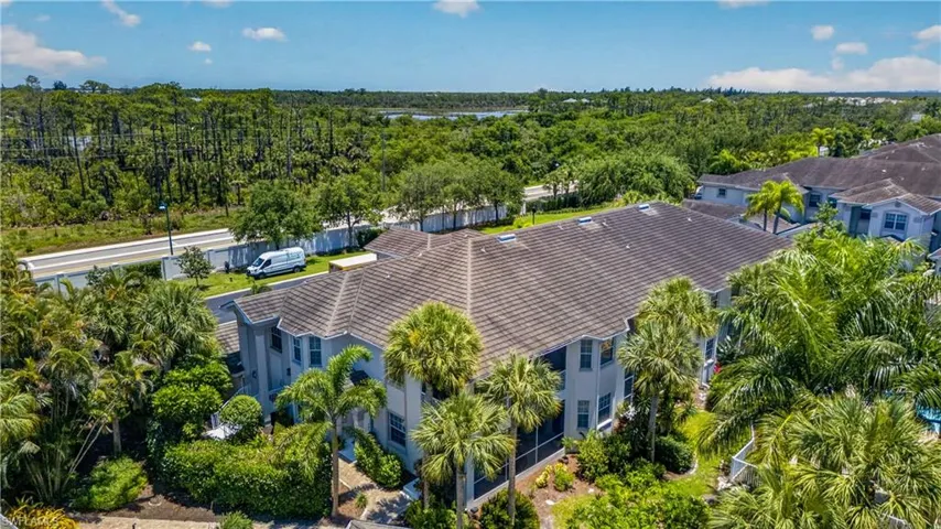 5035 Yacht Harbor Dr 103, Naples, Florida 34112