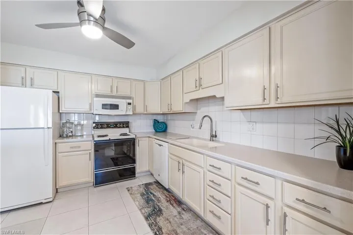 1354 Sandtrap Dr, Fort Myers Fl 33919