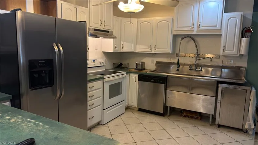 3951  2nd SE AVE, Naples, FL 34117