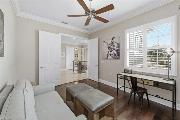 9270 Campanile Cir 19204, Naples, Florida 34114