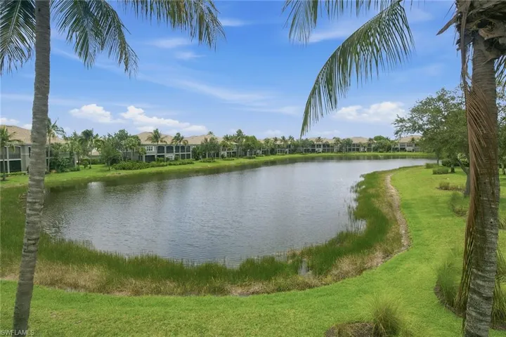 9270 Campanile Cir 19204, Naples, Florida 34114