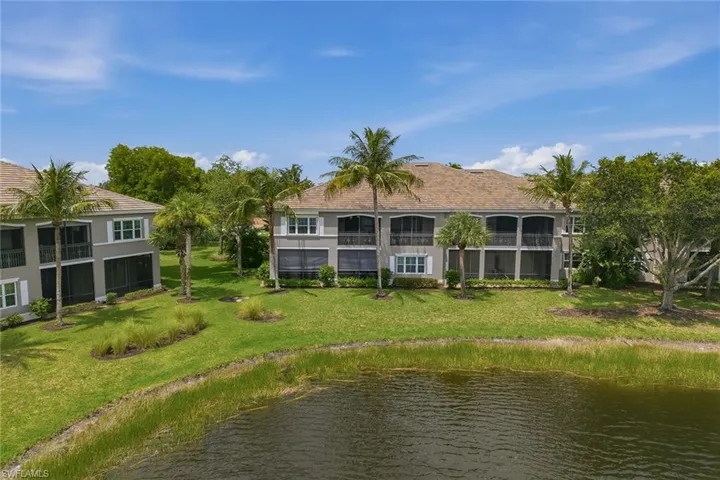 9270 Campanile Cir 19204, Naples, Florida 34114