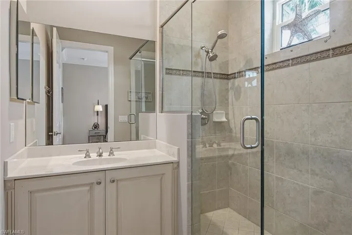 9270 Campanile Cir 19204, Naples, Florida 34114